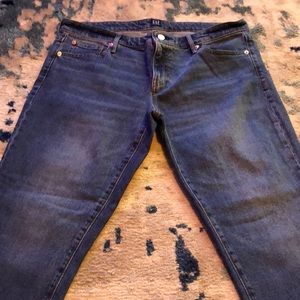NWOT Gap Girlfriend Jeans